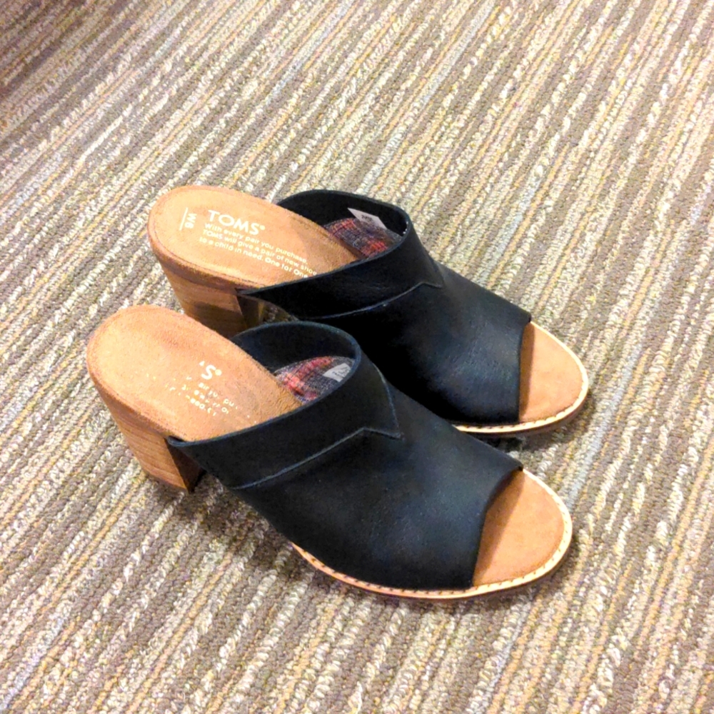 Toms Mule, Black Size 6